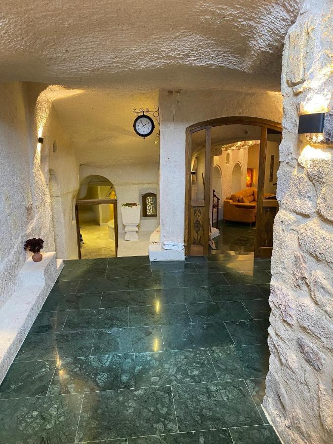 Abu Hayat Cave Suites Ortahisar Esterno foto