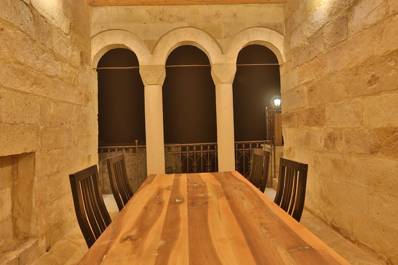 Abu Hayat Cave Suites Ortahisar Esterno foto