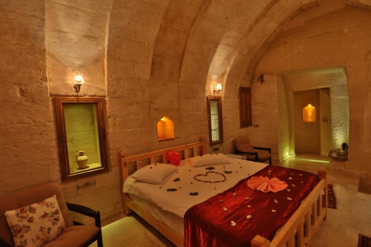 Abu Hayat Cave Suites Ortahisar Esterno foto