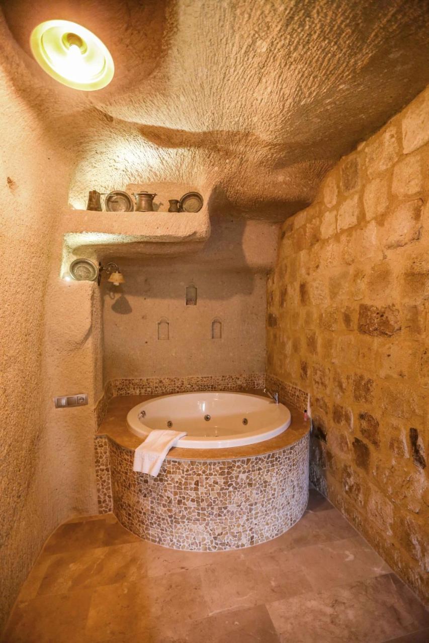 Abu Hayat Cave Suites Ortahisar Esterno foto
