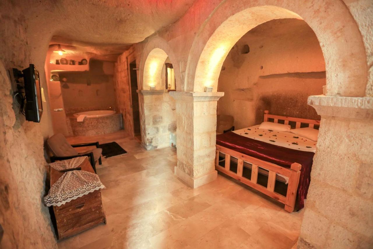 Abu Hayat Cave Suites Ortahisar Esterno foto